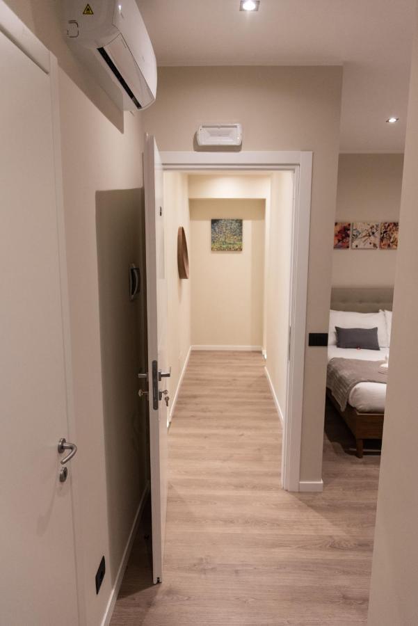 Xxiv Domus Luxury Suites Рим Екстериор снимка