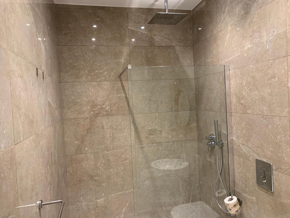 Xxiv Domus Luxury Suites Рим Екстериор снимка