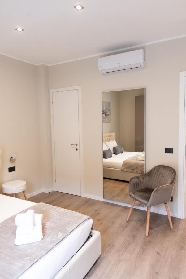 Xxiv Domus Luxury Suites Рим Екстериор снимка