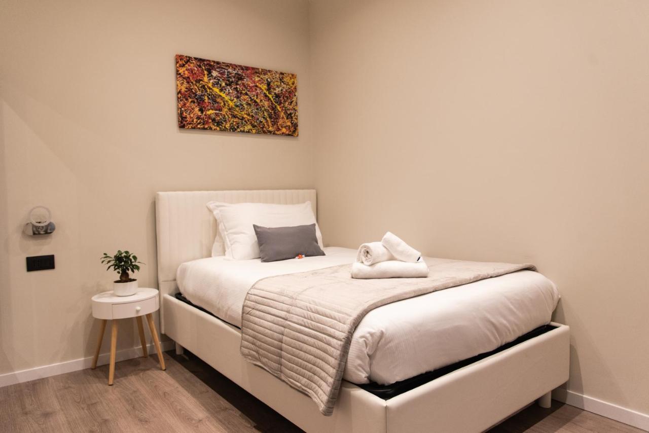 Xxiv Domus Luxury Suites Рим Екстериор снимка